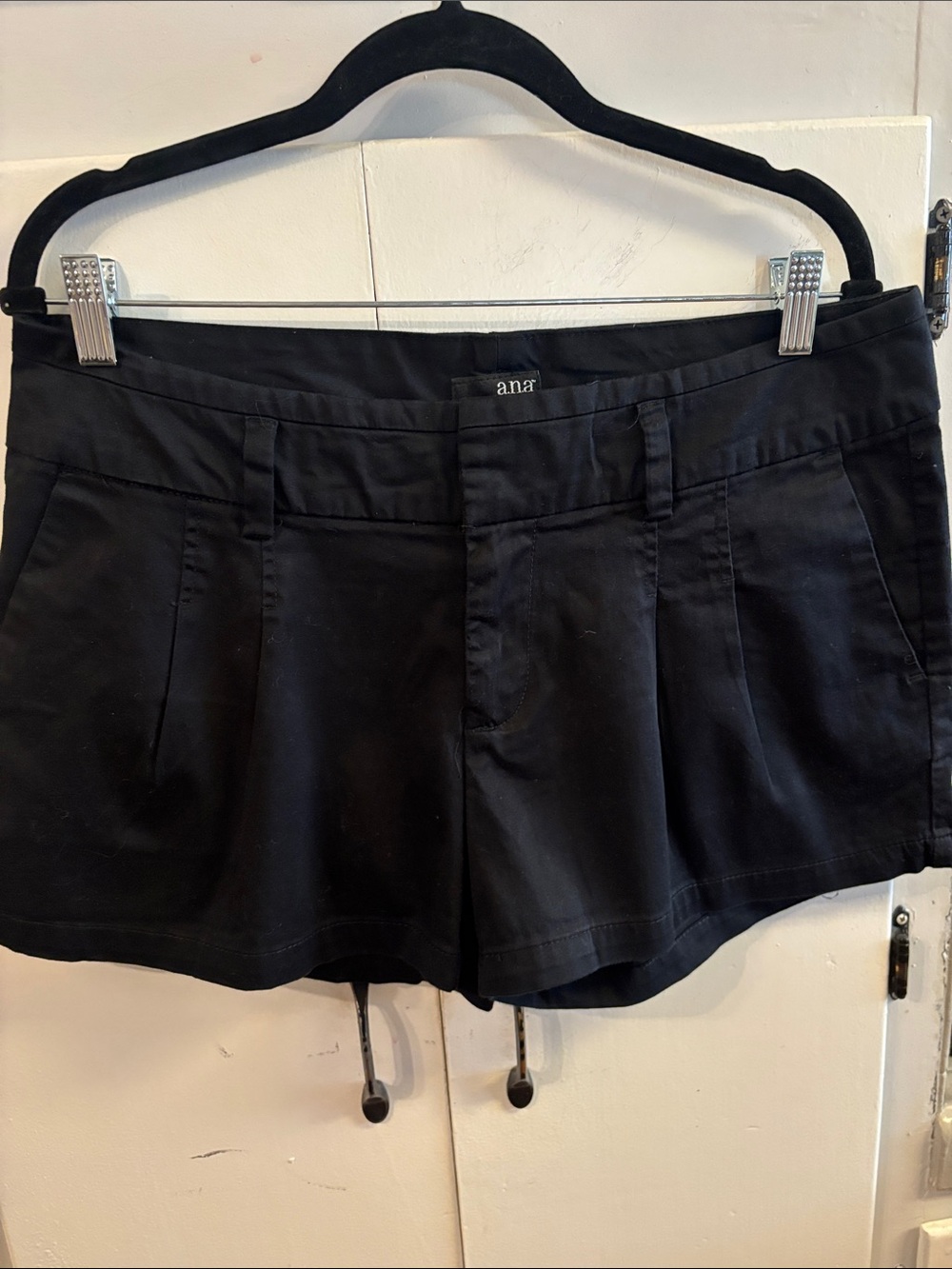 a.n.a Black High-Waist Tailored Shorts